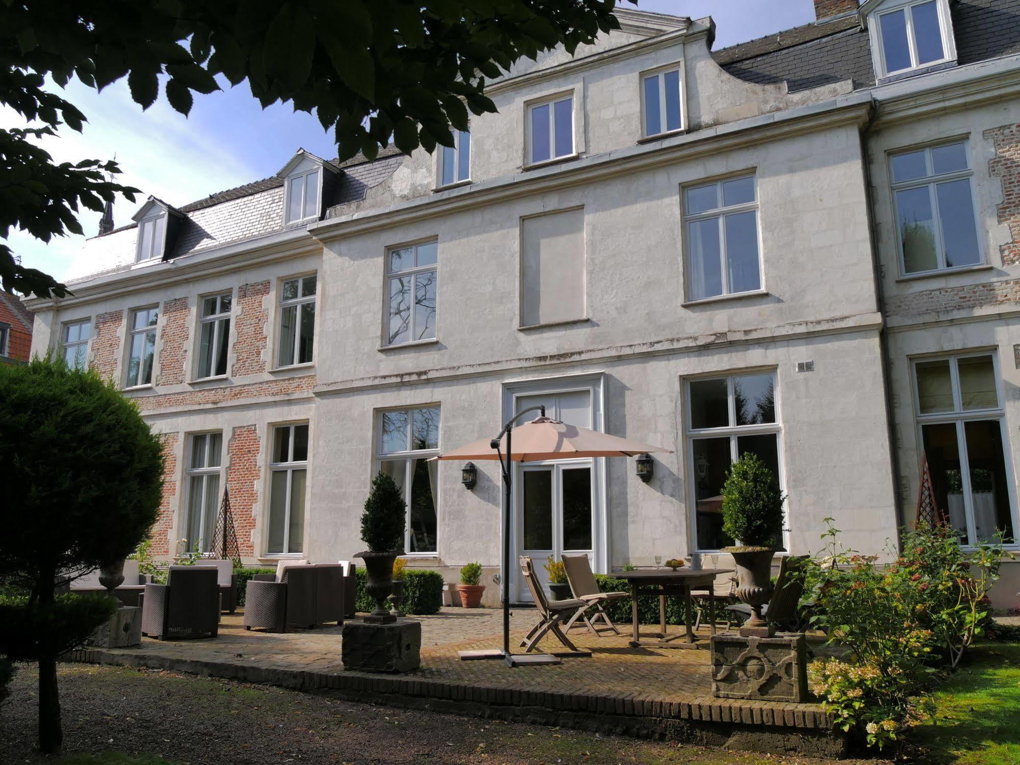 Chambres D'Hotes Chateau De Courcelette Hem Esterno foto