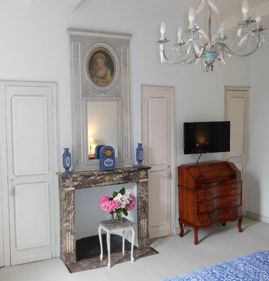 Chambres D'Hotes Chateau De Courcelette Hem Esterno foto